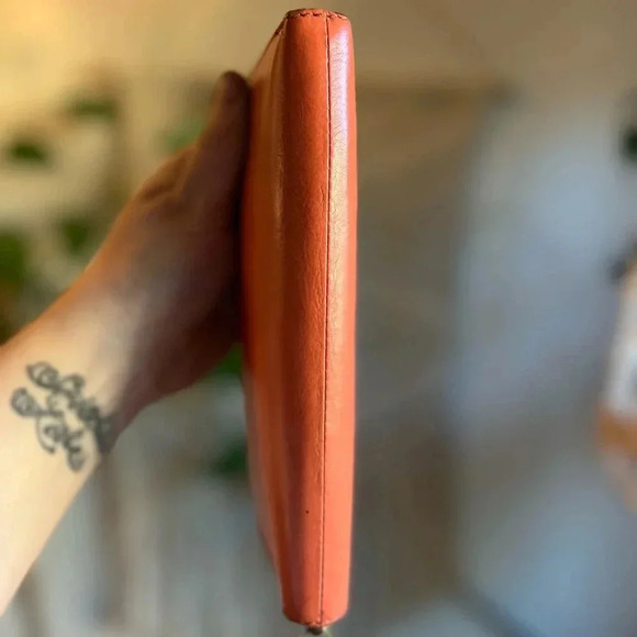 Fossil Zip-Around Wallet | Coral Leather | 7x5” - Picture 7 of 9
